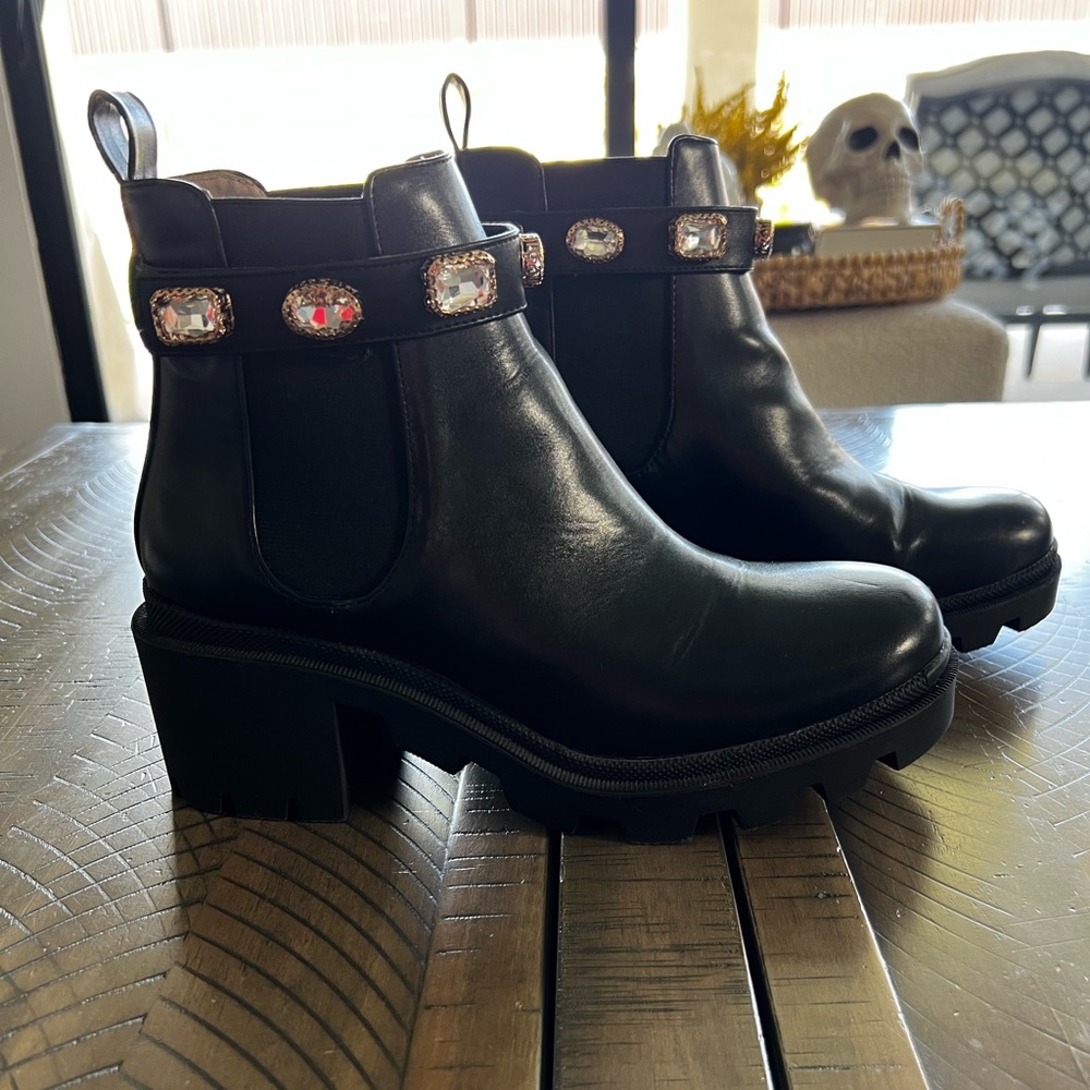 Steve Madden ankle boot